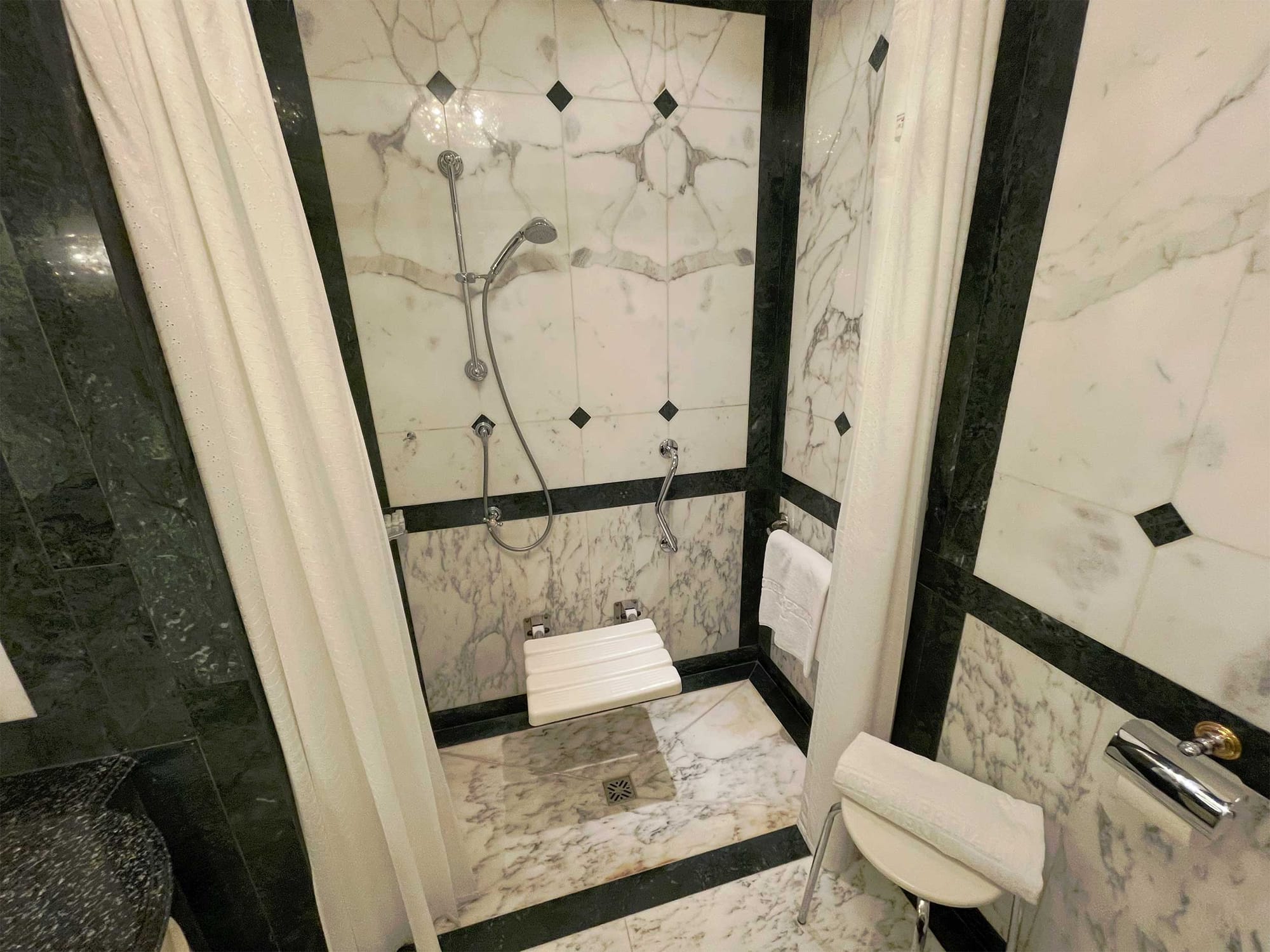 Roll-in shower.