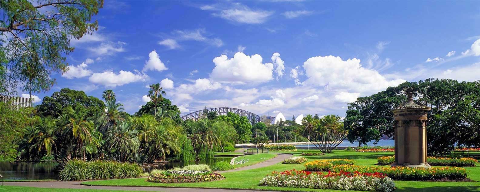 Beautifully manicured garden.
