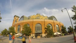 Milwaukee Brewers baseball, Miller Park stadium.