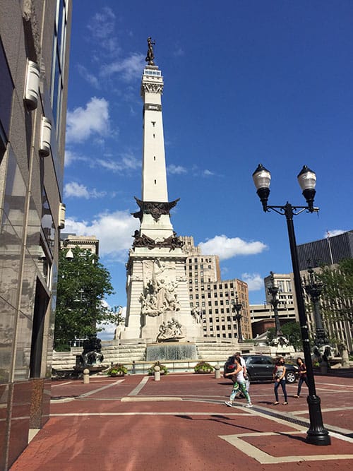 PHOTO: Indianapolis Soldiers' and Sailors' Monument