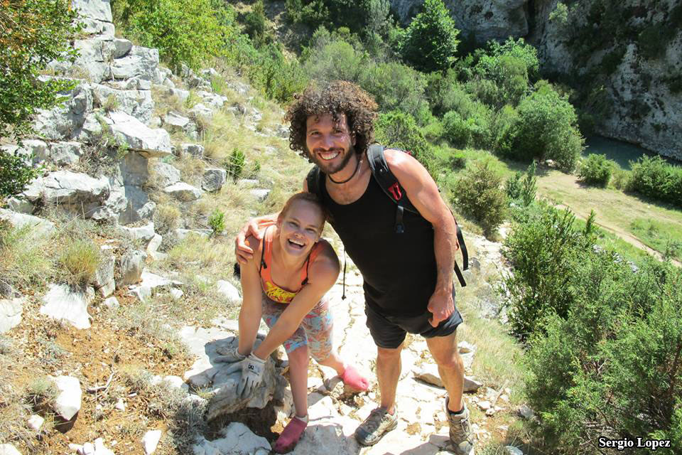 Going down into the valley, without the wheelchair. Photo by Sergio Lopez.