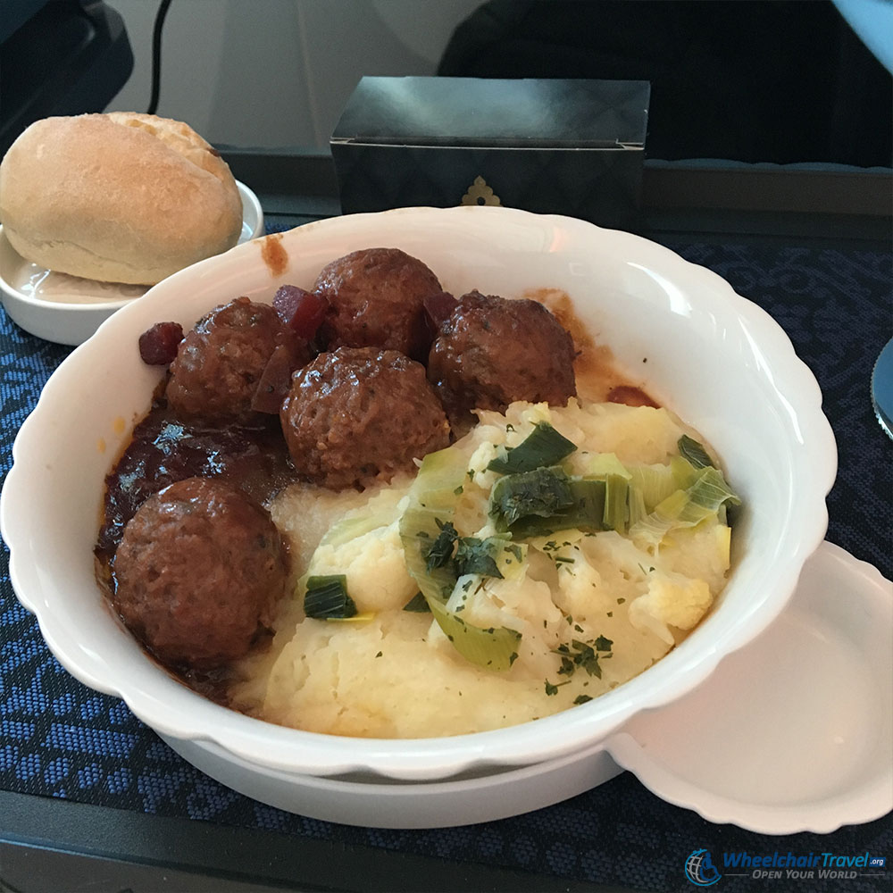 KLM 787 Inaugural Flight Business Class Meal Entree