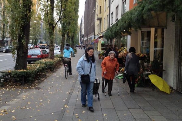 PHOTO DESCRIPTION: A sidewalk in Munich, Germany.