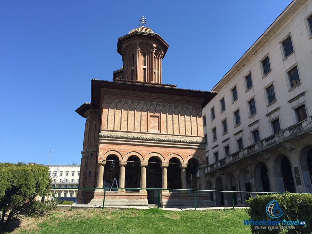 PHOTO DESCRIPTION: The Kretzulescu Church.