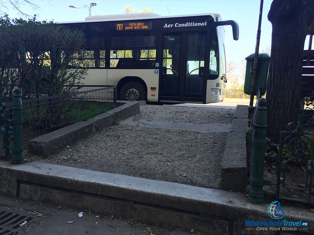 PHOTO: Bucharest city bus at an inaccessible stop.