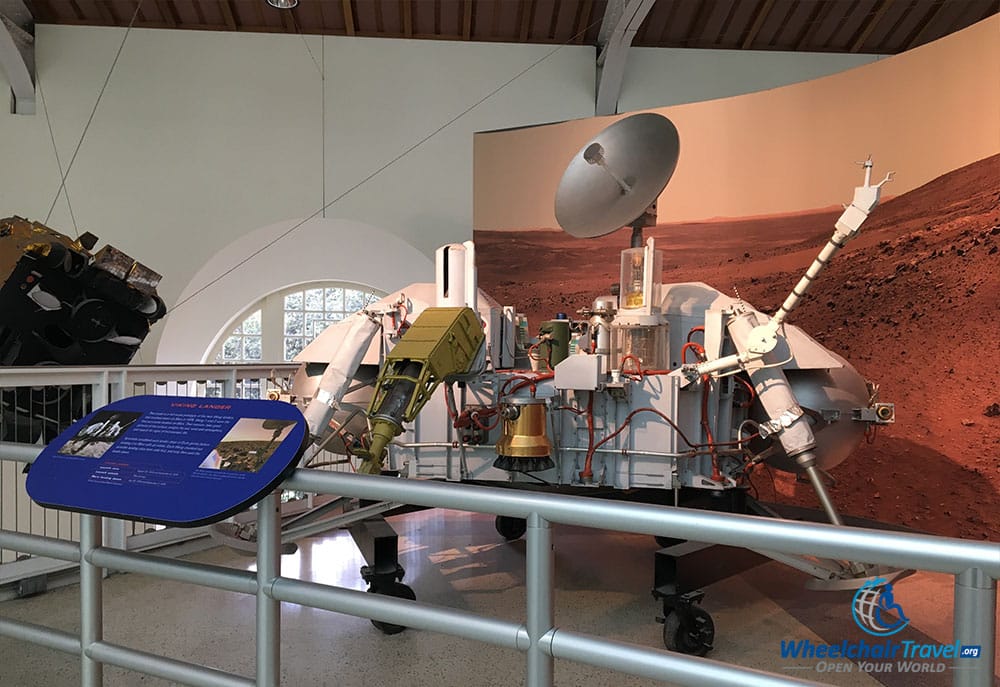 PHOTO: Viking Lander replica at the California Science Center.