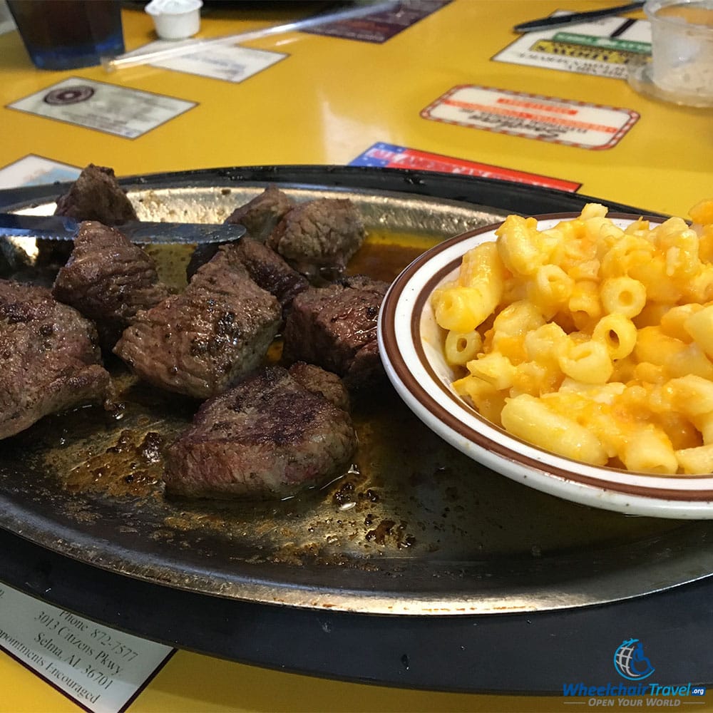 Beef tips at Golden Ranch restaurant in Selma, Alabama