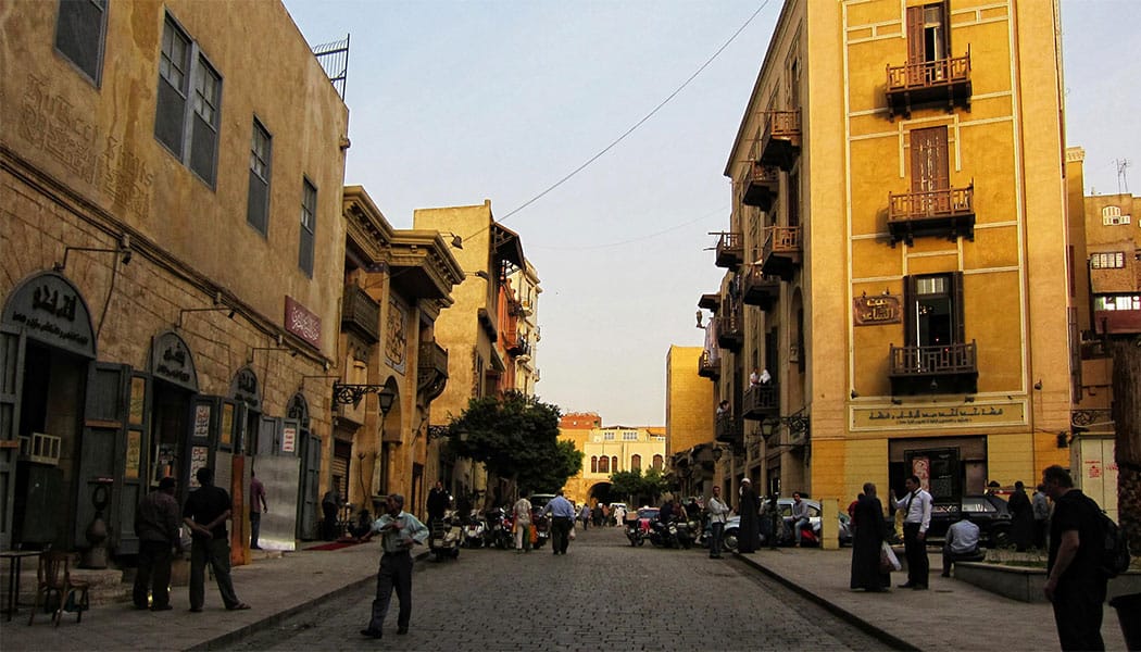 Sidewalks in Cairgo, Egypt are not wheelchair accessible.