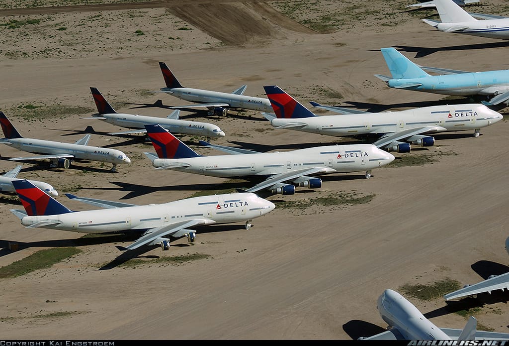 Delta 747s parked/stored at Pinal Airpark in the Arizona desert. Photo © Kai Engstroem, Airliners.net.