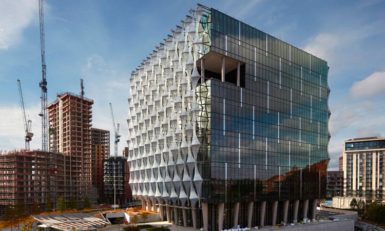 View southwest at the new U.S. Embassy London in Nine Elms, across park. Photographer: Richard Bryant/arcaidimages.com