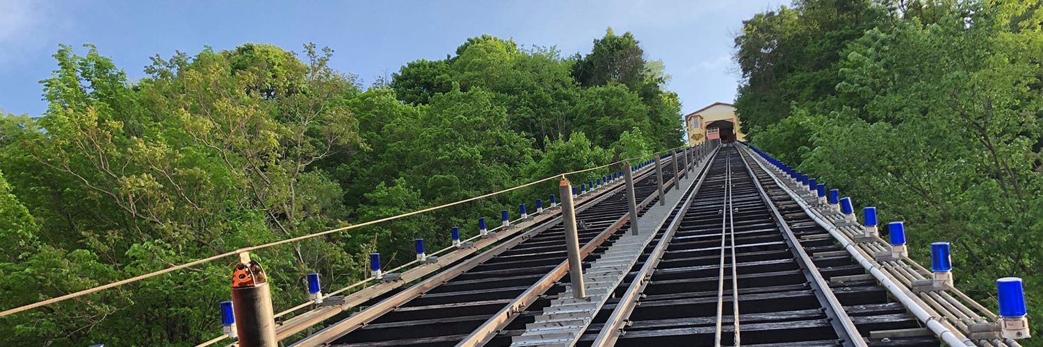 Pittsburgh wheelchair accessible public transportation.