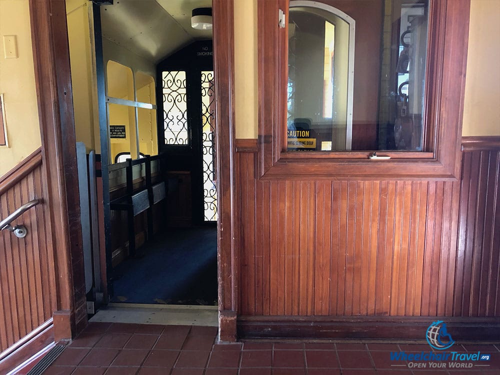 Monongahela Incline boarding platform.