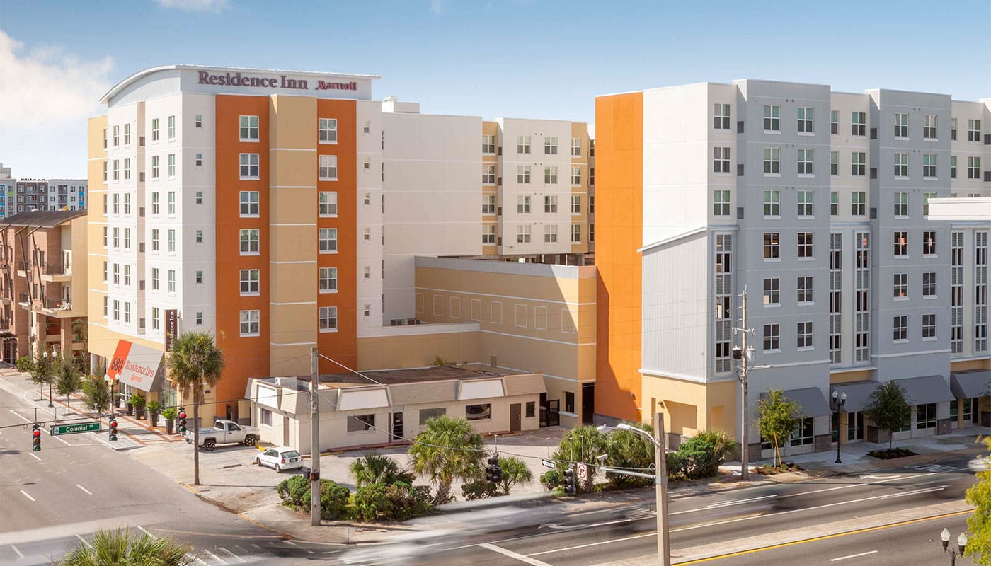 Residence Inn Orlando Downtown building exterior.