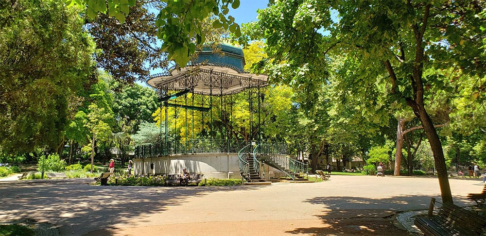 Jardim Guerra Junqueiro, a public park.