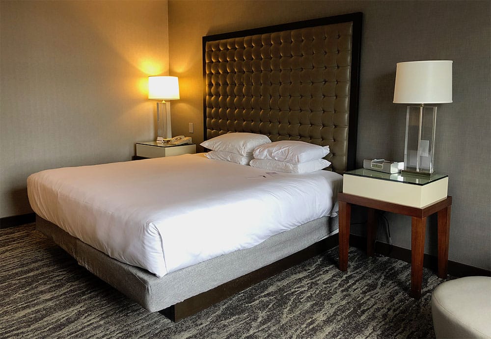 King size bed at Hyatt Regency St. Louis.