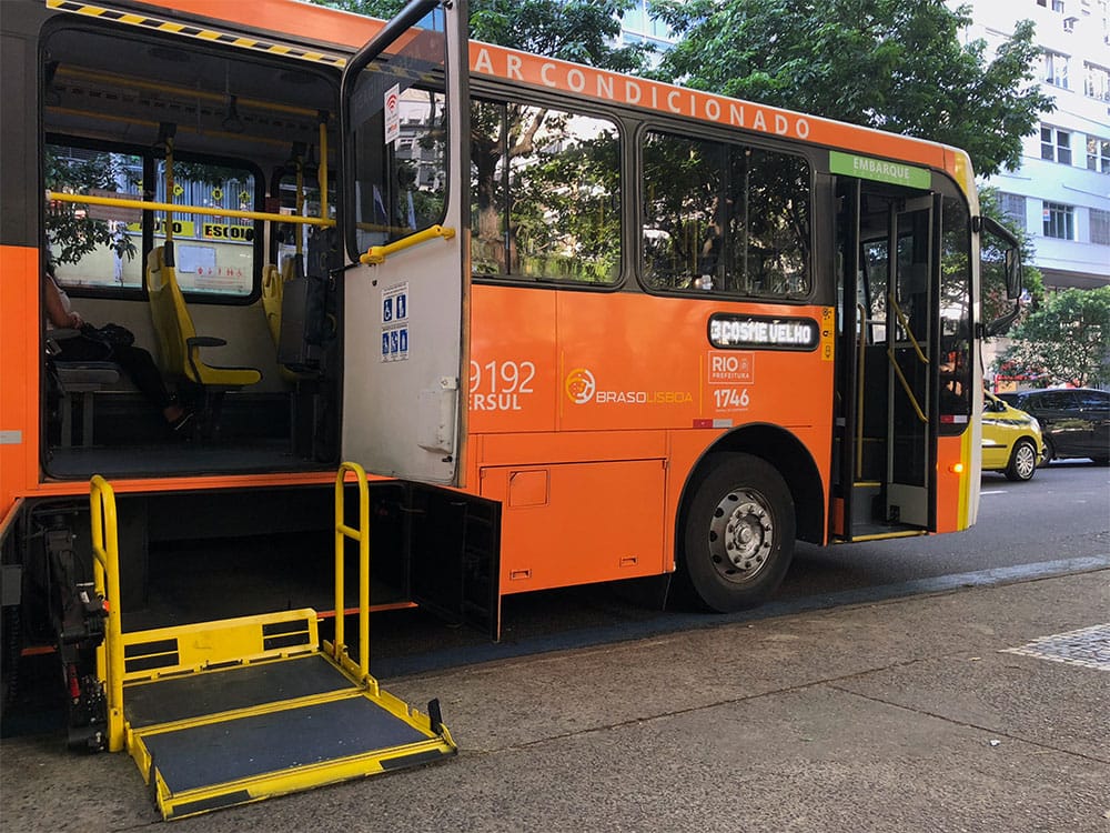 Rio de Janeiro city bus with wheelchair lift deployed.