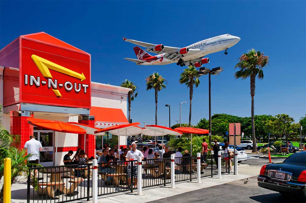 Virgin Atlantic Boeing 747 flying over In-N-Out Burger restaurant. Image courtesy 