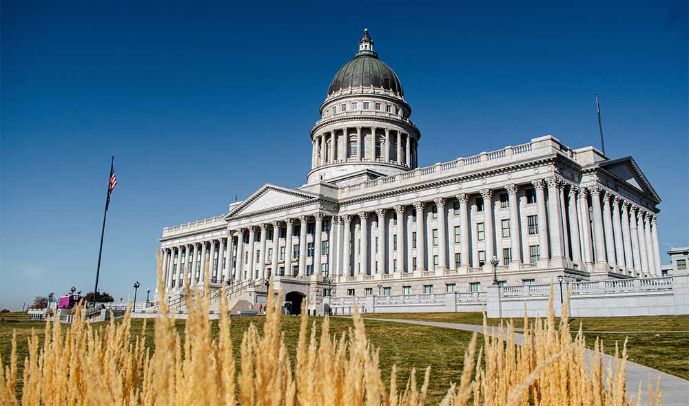 Capitol building with columns and dome.