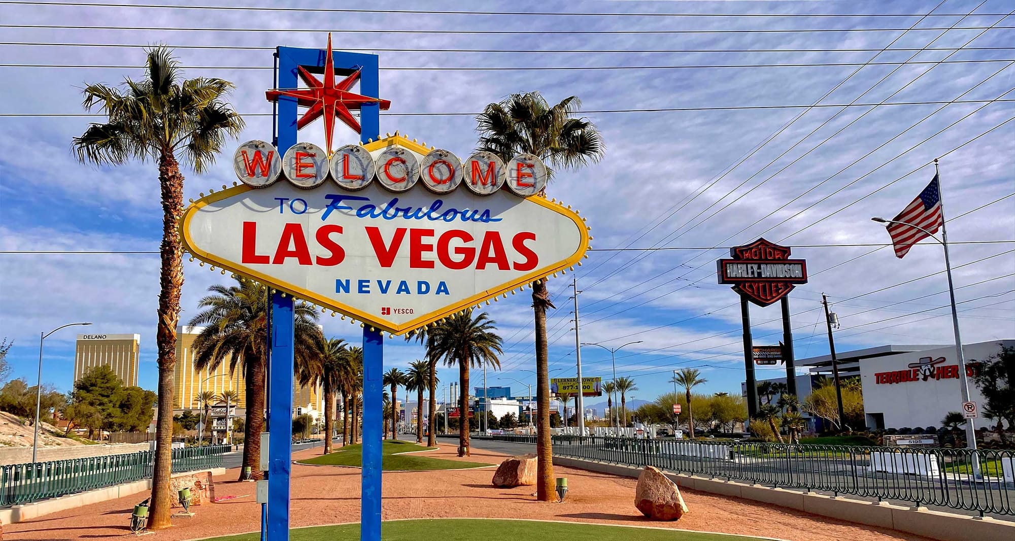 Welcome to fabulous Las Vegas sign