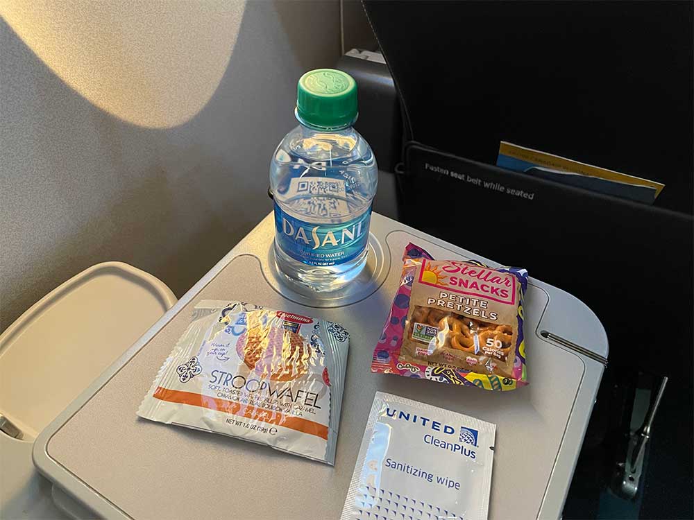 Contents of snack bag on United Airlines.