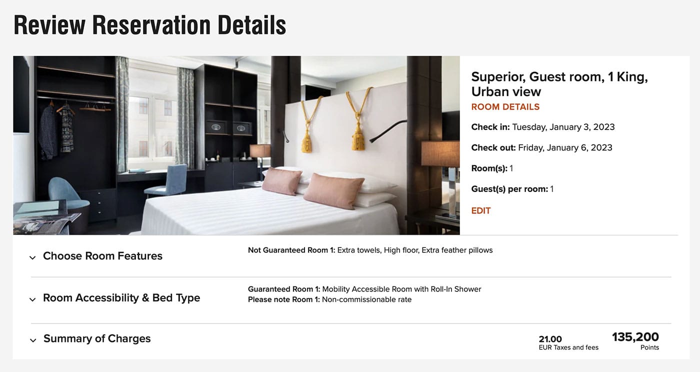 Screenshot of hotel reservation details for a booking with points.