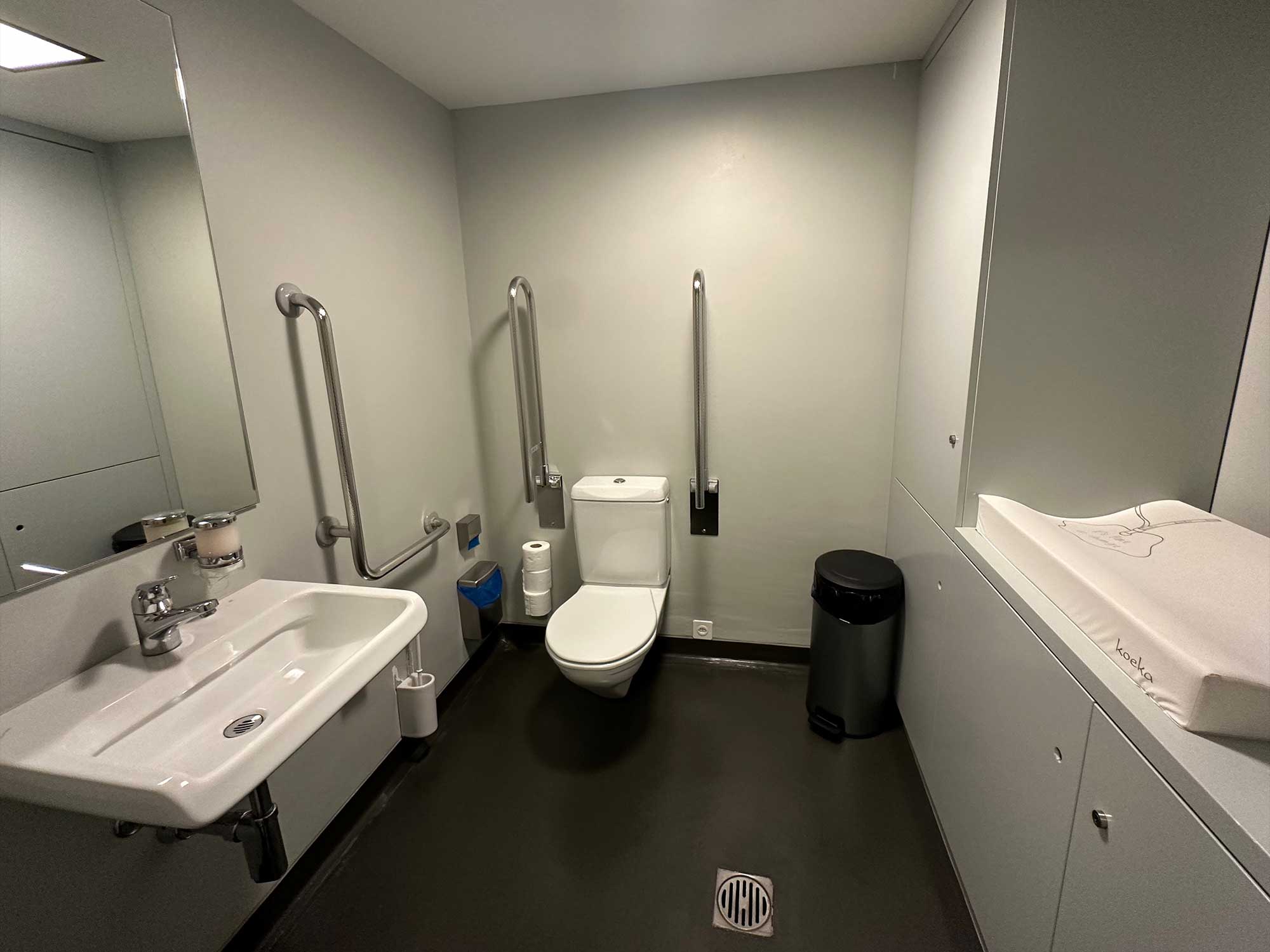 Wheelchair accessible bathroom.